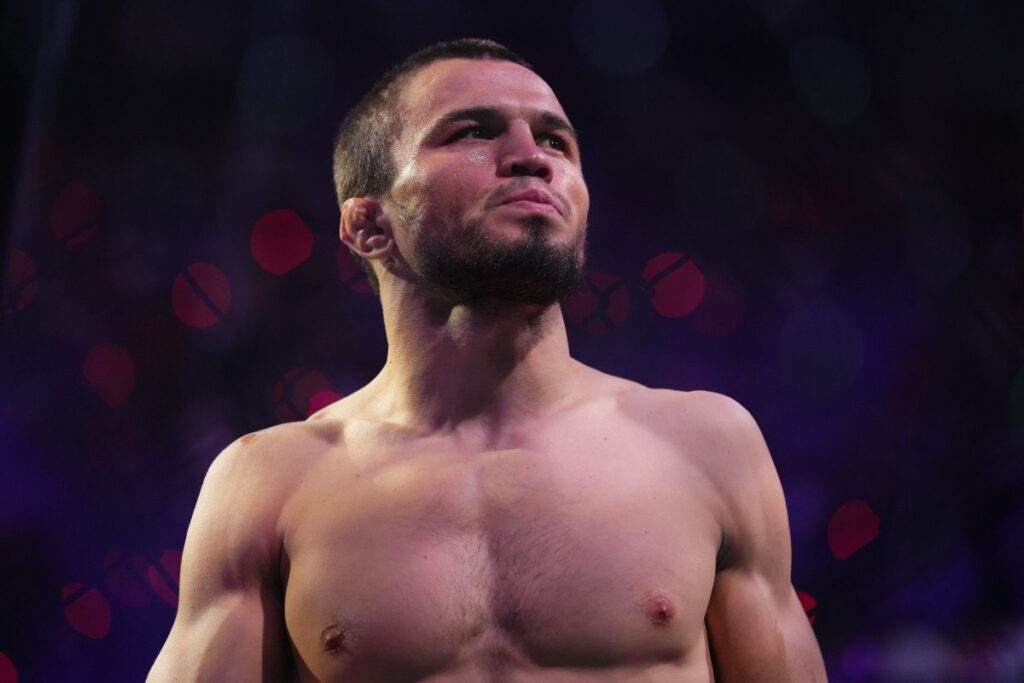Umar Nurmagomedov se diz interessado em encarar Song Yadong em cima da hora