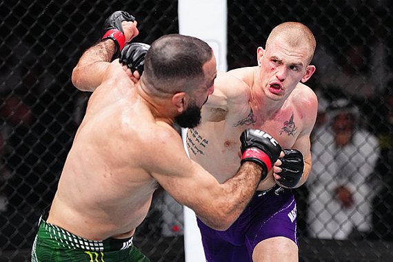 Ian Garry promete vencer Makhachev na luta agarrada antes do UFC 330
