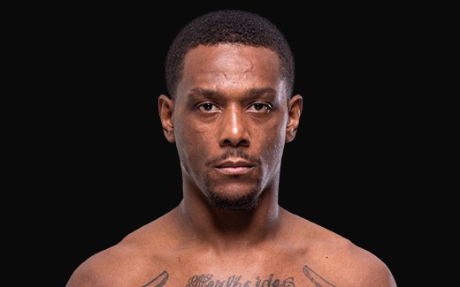 Jamahal Hill anuncia subida para os pesados após cirurgia no joelho