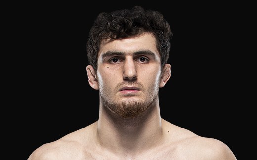 Ramazan Kuramagomedov supera Jason Jackson e conquista o cinturao dos meio-medios da Bellator em Dublin