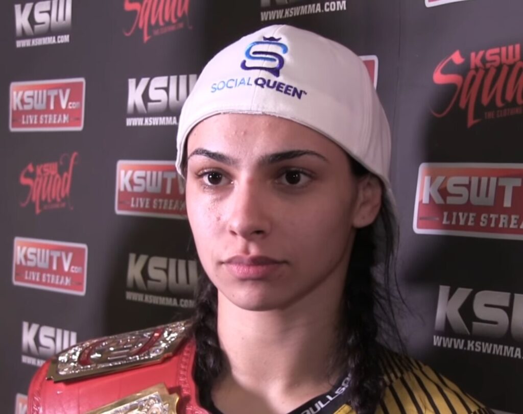 Ariane Lipski anuncia aposentadoria do MMA após derrota no PFL San Diego