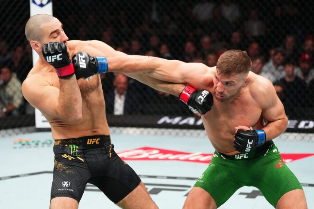 Daniel Cormier duvida que Dricus du Plessis receba a próxima chance pelo cinturão dos médios