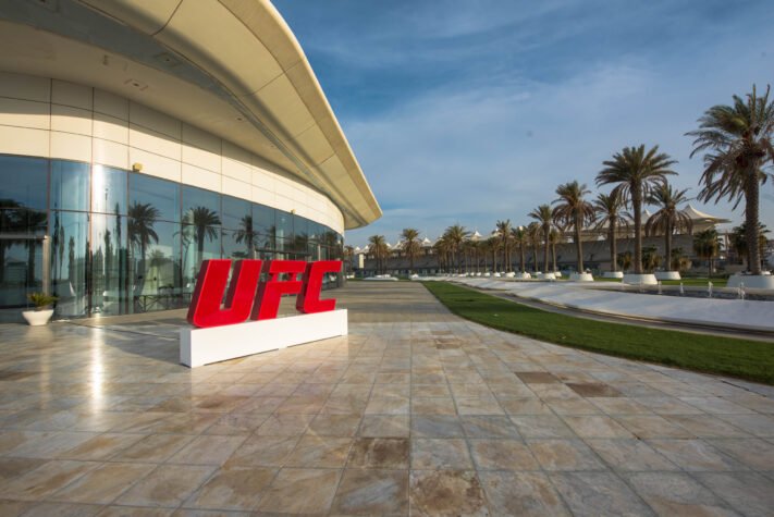 UFC 333 marca retorno a Abu Dhabi em outubro com Volkanovski e Evloev encaminhados para a luta principal