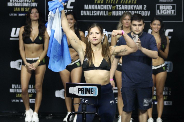 Norma Dumont enfrenta Ailin Perez em 26 de setembro no UFC Apex