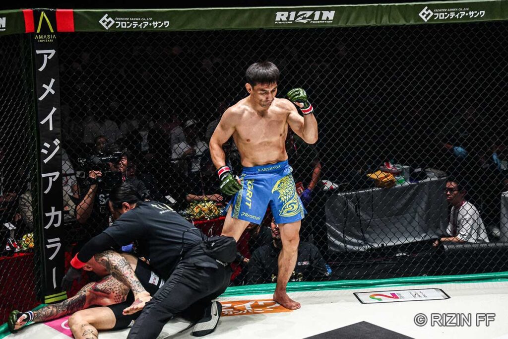 Karshyga Dautbek nocauteia Kyohei Hagiwara e fica perto de enfrentar Ren Hiramoto em setembro