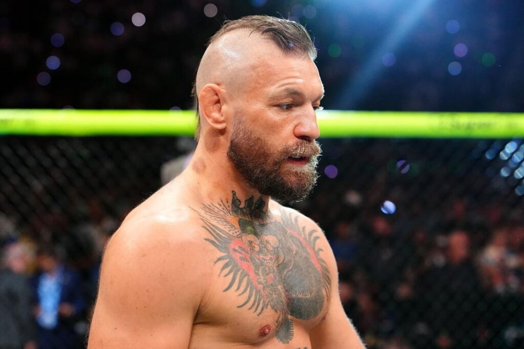 Conor McGregor quebra o silêncio sobre a lesão no joelho sofrida no UFC 329
