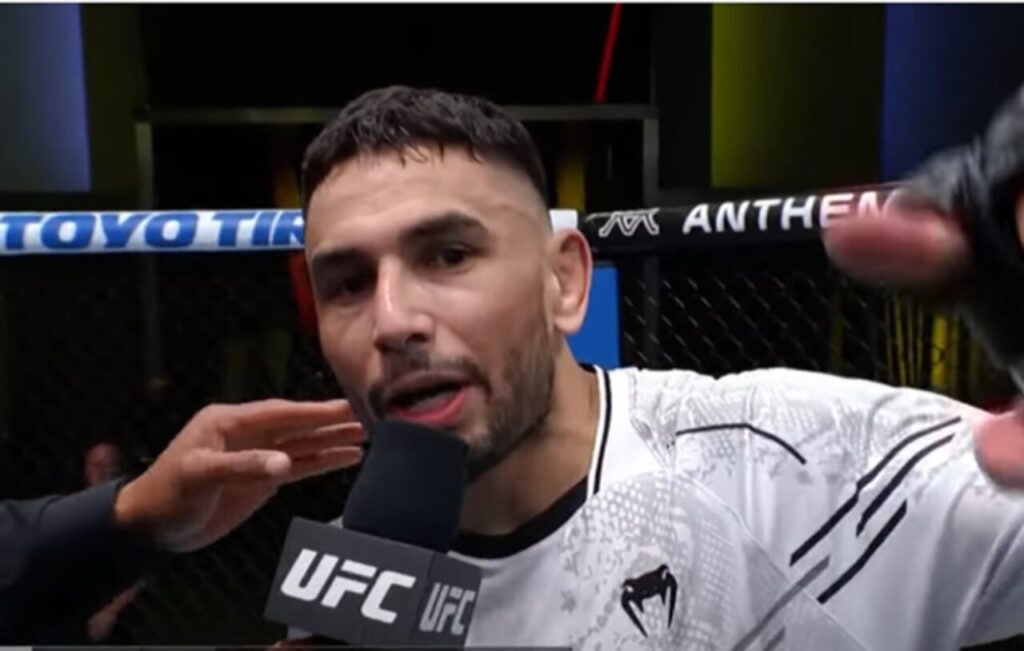 Alex Perez e Sumudaerji fazem revanche imediata no UFC de Xangai