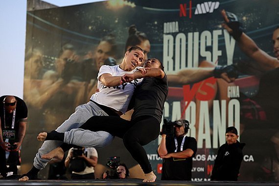 Ronda Rousey não descarta nova luta de MMA sob o comando da MVP