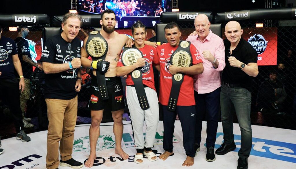 Oton Jasse nocauteia João Dantas com chute na cabeça e conquista o cinturão dos médios no Jungle Fight 153