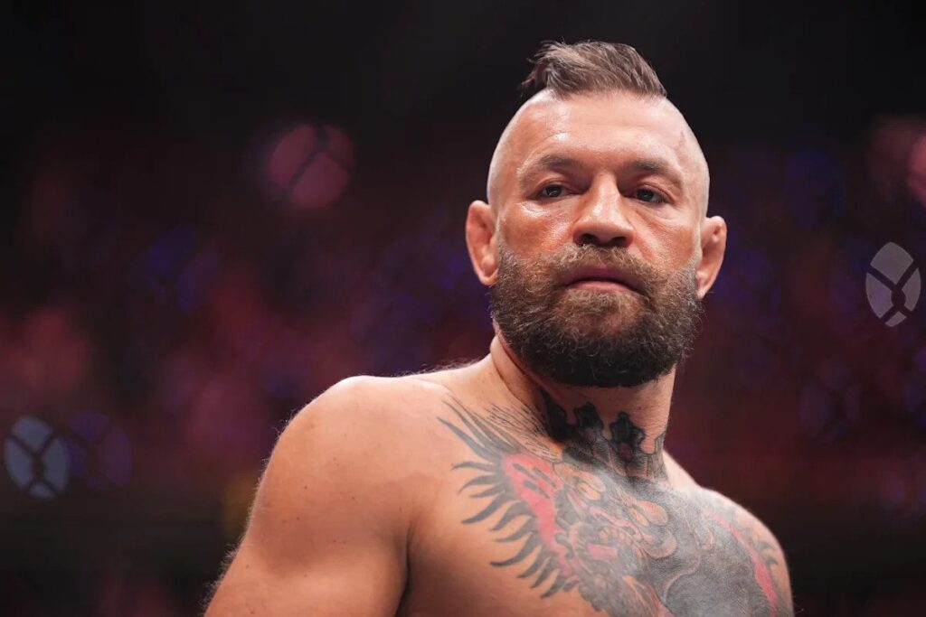 Conor McGregor sofre lesão no joelho e perde para Max Holloway em 69 segundos no UFC 329