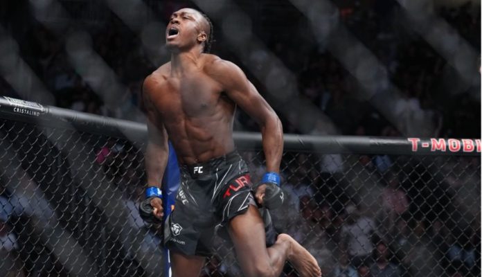 Jalin Turner nocauteia Kauê Fernandes em 39 segundos no UFC 330