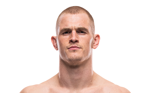 Dana White critica Ian Machado Garry por cumprimentar Makhachev no fim da luta do UFC 330