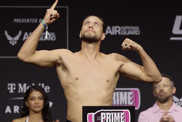 Brian Ortega sobe aos leves e reencontra Renato Moicano no UFC 331