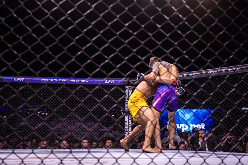 Herbeth Sousa finaliza Paulo Portillo no LFA 238 e pede disputa de cinturão em Brasília