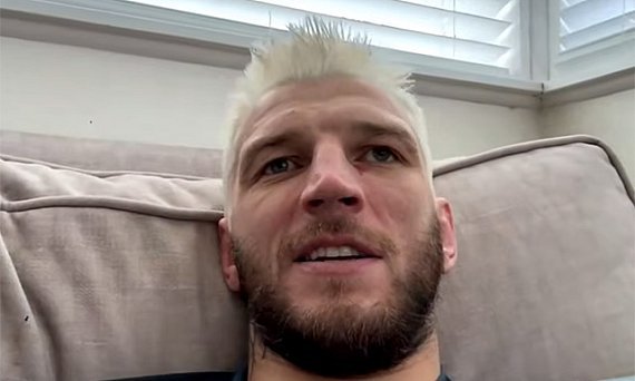 Dan Hooker se oferece para receber Usman Nurmagomedov no UFC e duvida que Topuria aceite o desafio