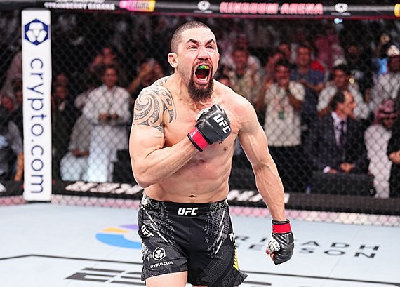 Robert Whittaker mira Magomed Ankalaev nos meio-pesados e descarta revanche com Paulo Costa