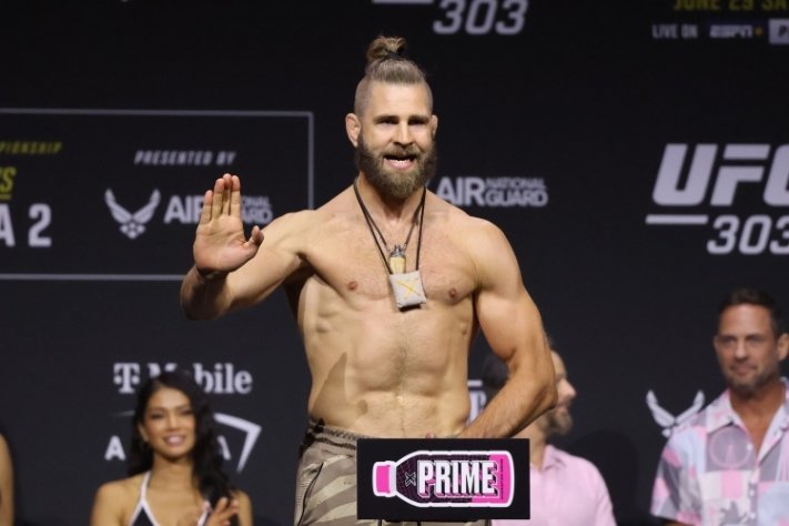 UFC Doha tem card completo divulgado com Jiri Prochazka contra Navajo Stirling na luta principal