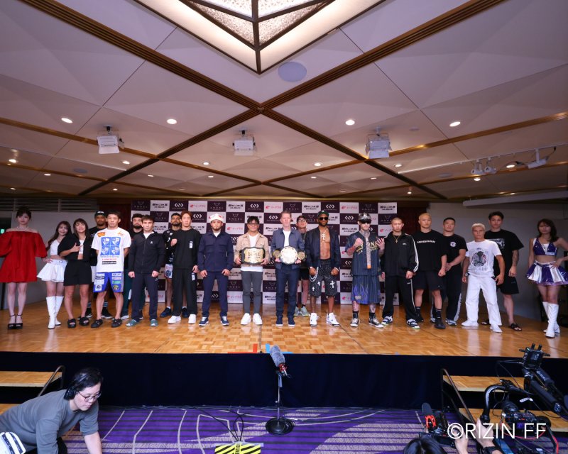 Super Rizin 5 tem pesagem batida em Osaka e clima tenso entre Asakura e Aoki