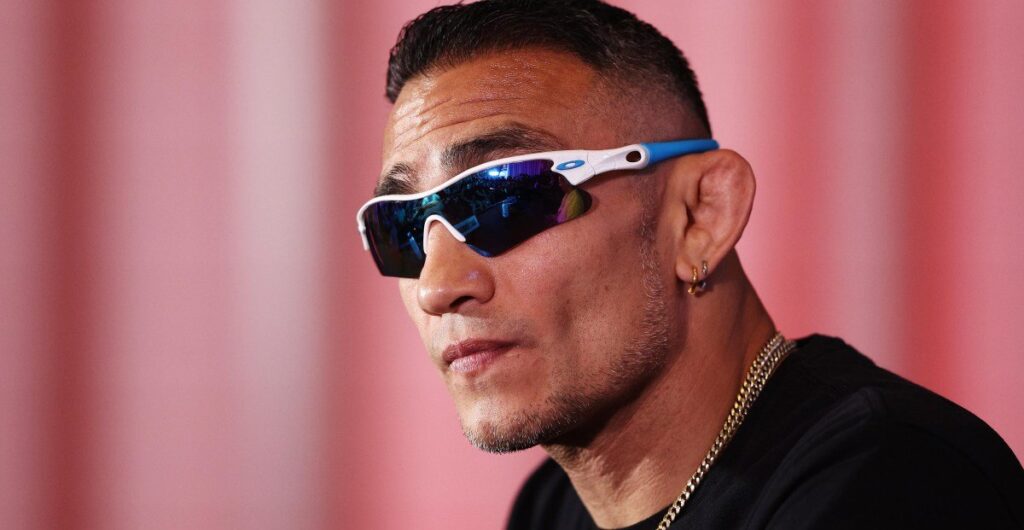 Tony Ferguson defende cinturão do Misfits Boxing contra Kenzo Biyong em Miami