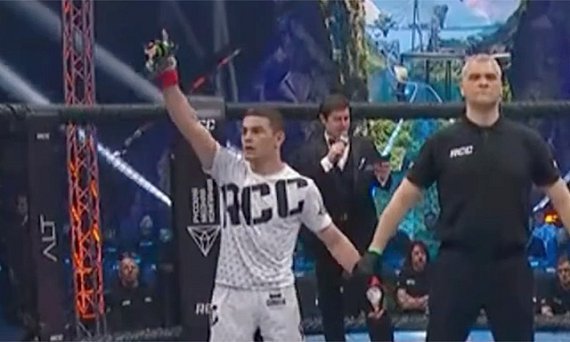 UFC contrata o invicto Asaf Chopurov e marca estreia contra Colby Thicknesse no UFC 333