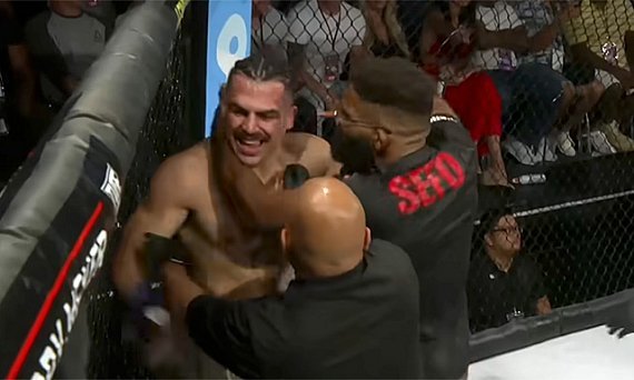 Chris Curtis afirma que o UFC recusou duas vezes o duelo que pediu contra Luis Hernandez
