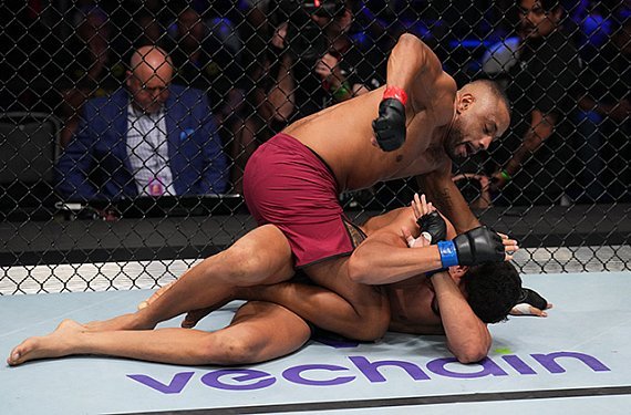 Cesar Almeida substitui Baisangur Susurkaev e encara Donte Johnson no UFC 334