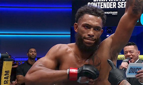 Dana White compara promessa Quentin Pasley a Jon Jones em noite de contratos no Contender Series
