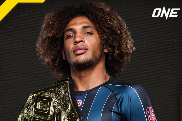 Kade Ruotolo marca volta ao MMA no ONE Fight Night 50 após cirurgia no joelho