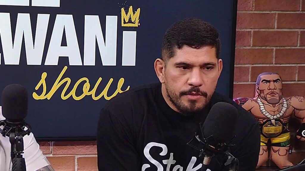 Alex Pereira diz estar satisfeito com contrato do UFC e descarta migrar para o boxe