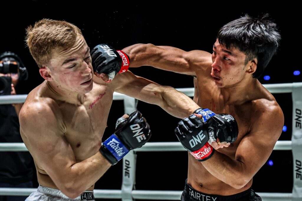 ONE Friday Fights 173: Tonglampoon vence brasileiro Dionatha Tobias e encerra sequência negativa em Bangcoc