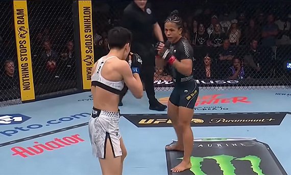 Natália Silva rebate Shevchenko e crava: ‘O cinturão é meu, ela que entre na fila’