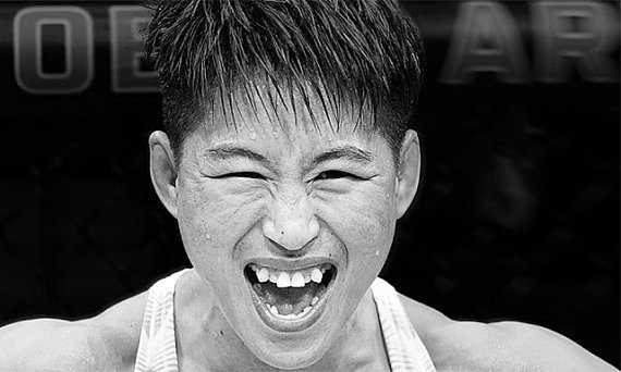 Desafiante de Natália Silva, Wang Cong diz treinar como os homens antes de disputa de cinturão no UFC 332